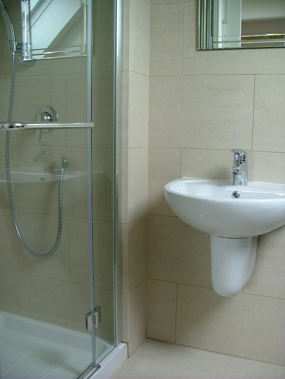 Mead Lodge B&B 코샘 객실 사진