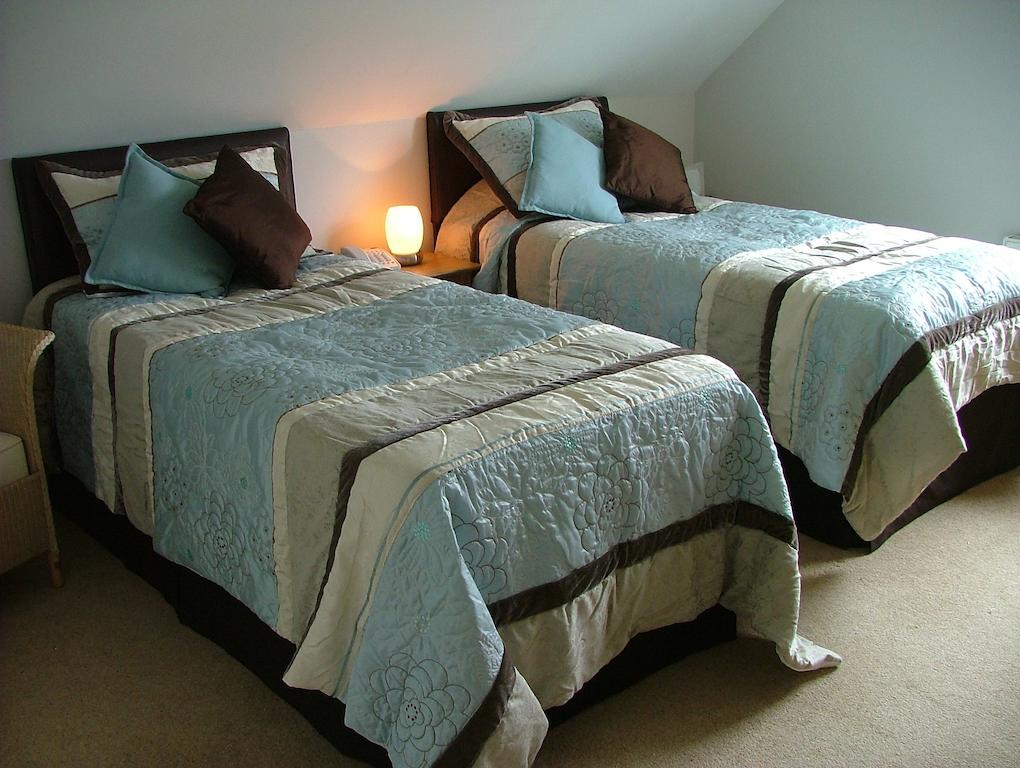Mead Lodge B&B 코샘 객실 사진